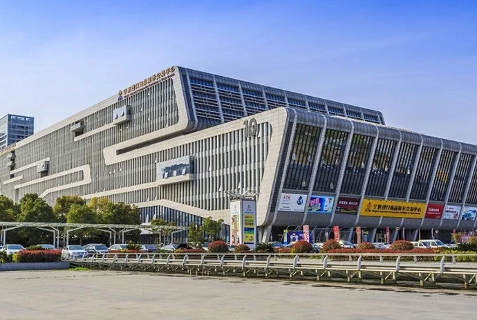 Компания Qihao Stationery будет представлена на Международной выставке канцелярских изделий 2026 года в Нинбо (Ningbo International Stationery Exhibition). Мы стремимся установить связь с покупателями из 96 стран и регионов по всему миру.